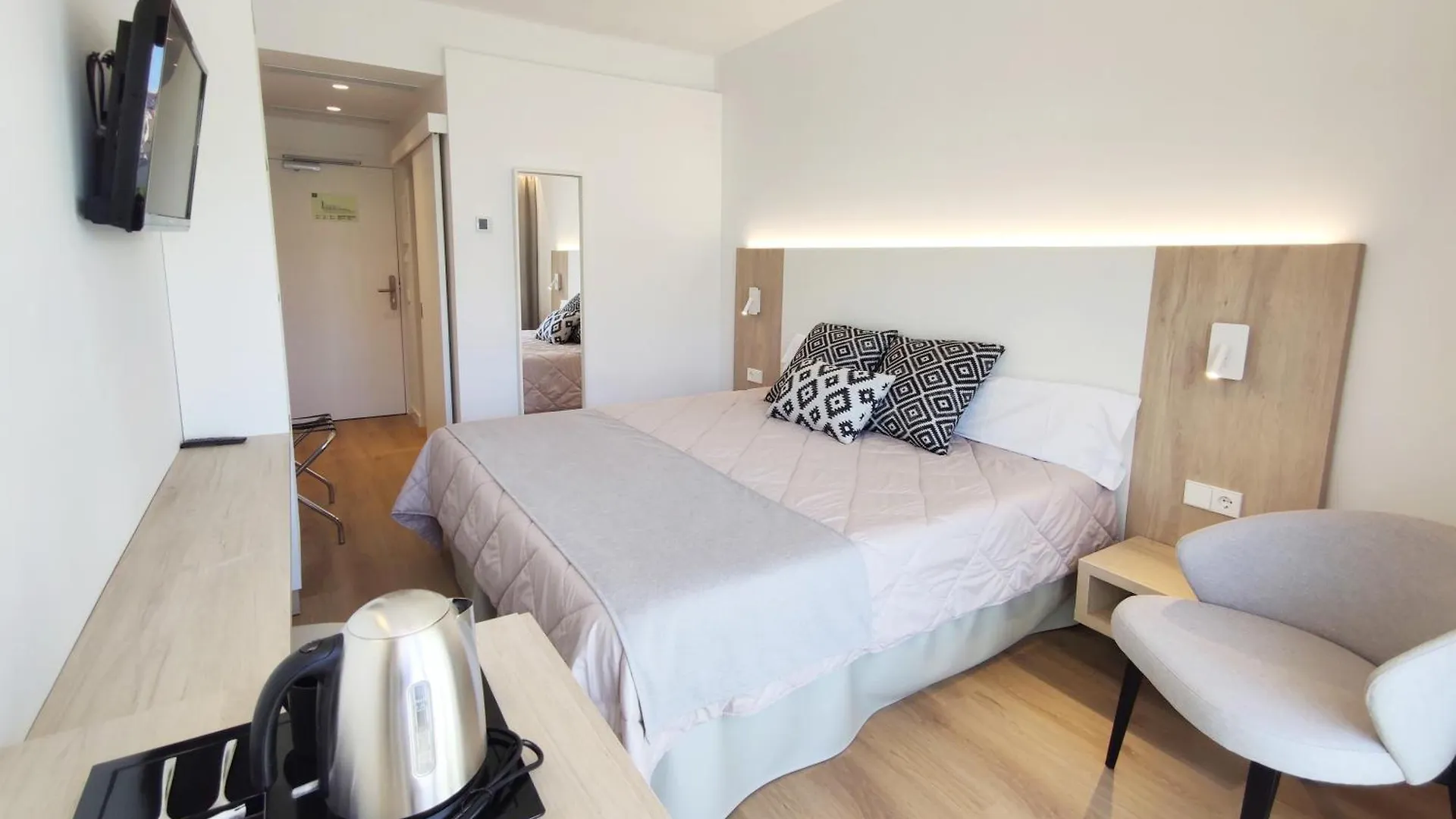 Flacalco Hotel & Apartments Cala Ratjada  Cala Ratjada (Mallorca)