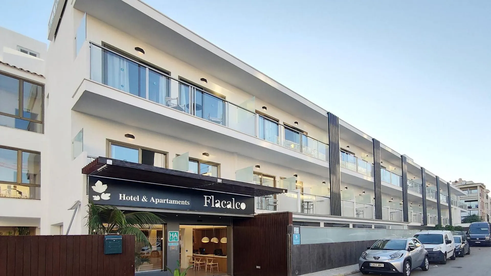 Flacalco Hotel & Apartments Cala Ratjada  Španělsko